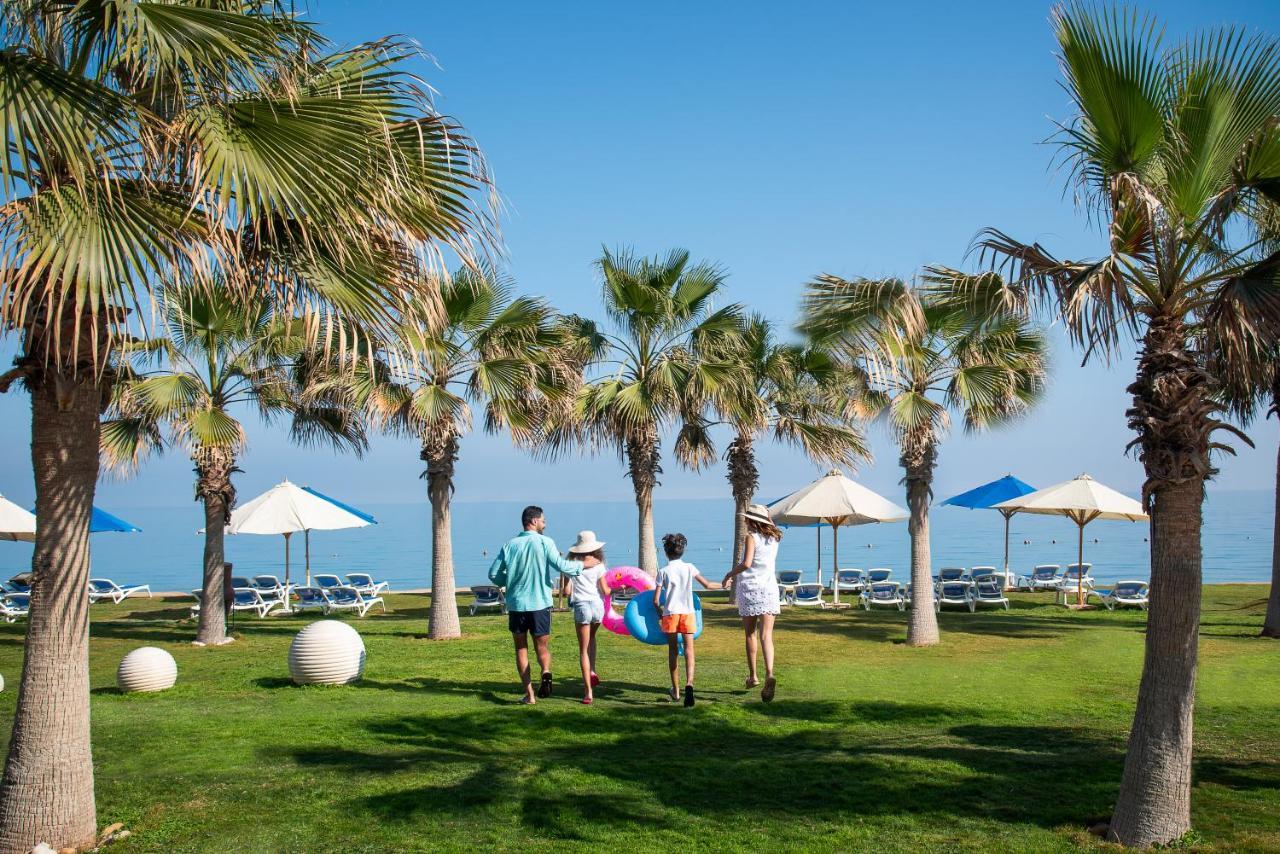 Grand Ocean El Sokhna Hotel Ain Sukhna Exterior photo The beach at the Dan Hotel
