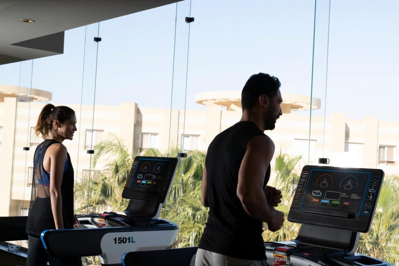 Grand Ocean El Sokhna Hotel Ain Sukhna Exterior photo A treadmill with a screen