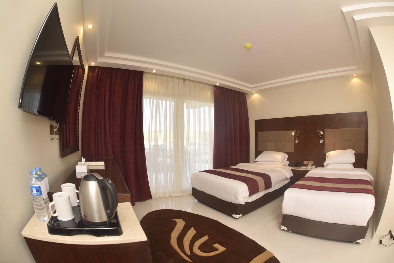 Grand Ocean El Sokhna Hotel Ain Sukhna Exterior photo A room at the hotel