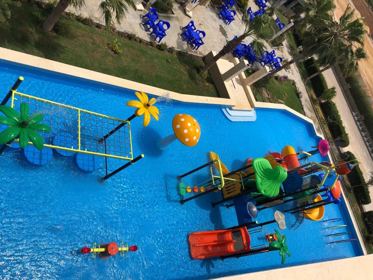 Grand Ocean El Sokhna Hotel Ain Sukhna Exterior photo The water park at the hotel